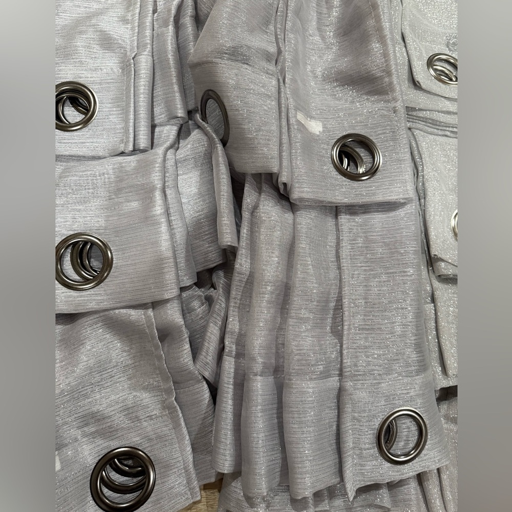 Silver sparkling Grommet Curtains - Picture 11 of 14